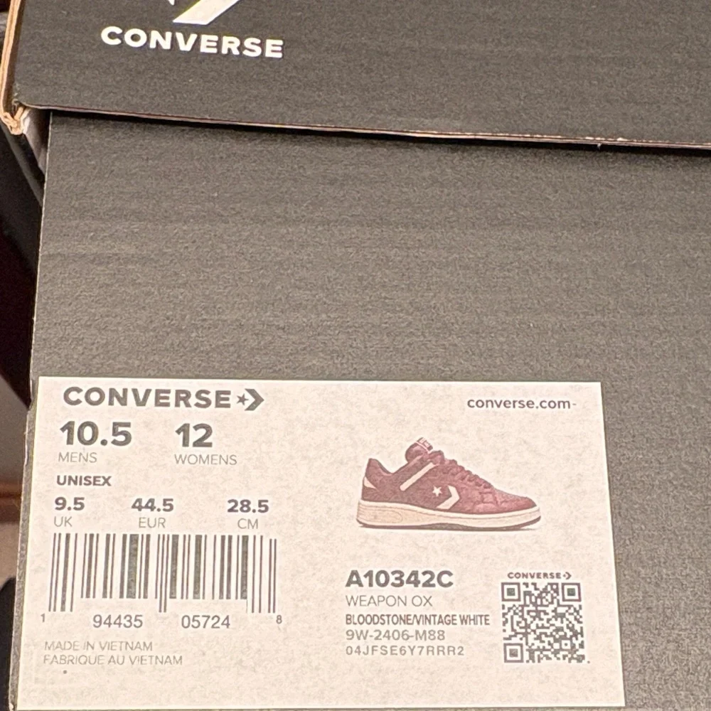 New Converse Men's Weapon OX Deep Burgundy Sneakers - Picture 2 of 6
